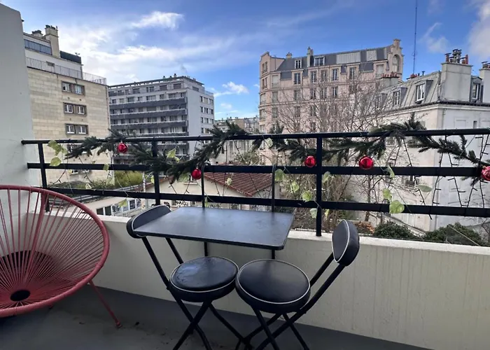 Appartement Avec Balcon, 5 Min Du Metro 1-6, Nation, Disneyland, Zoo, Bois De Vincennes